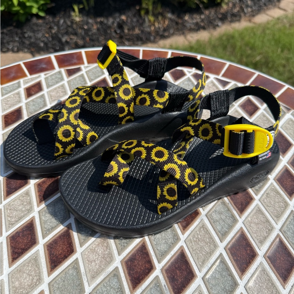 Womens Black Sandals with Yellow Sunflower-Strap Accents